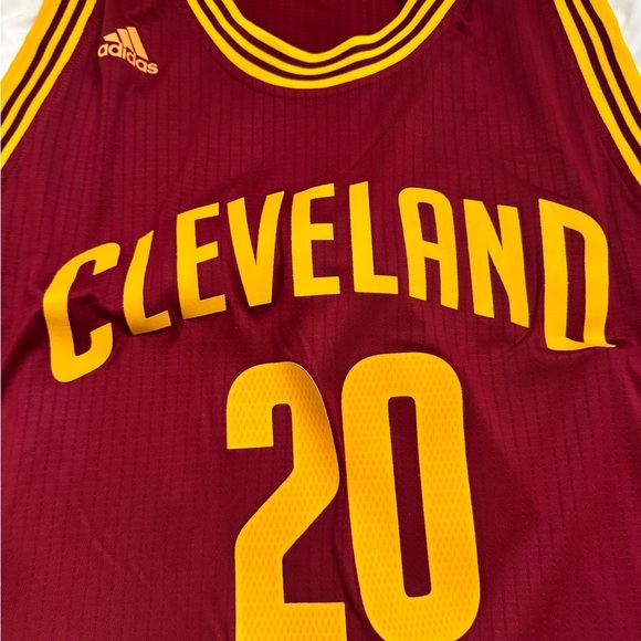VINTAGE Cavaliers Mozgov Jersey - Picture 3 of 5